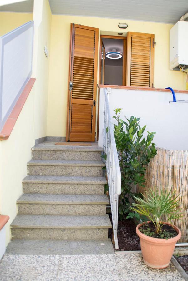 Casa D'Amare - A 600 Mt Dalla Spiaggia Фолоника Екстериор снимка